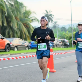 Runner Photo 4414740