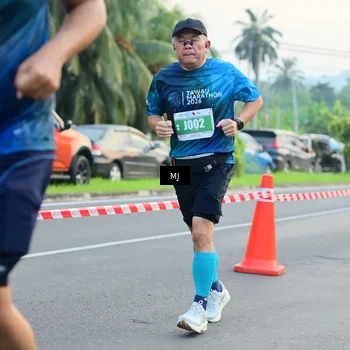 Runner Photo 4414952