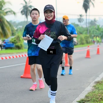 Runner Photo 4415043