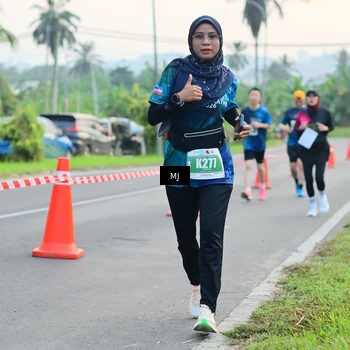 Runner Photo 4415059