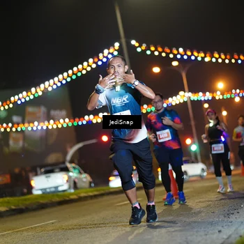 Runner Photo 4415073