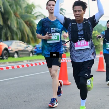 Runner Photo 4415134