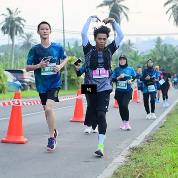 Runner Photo 4415141