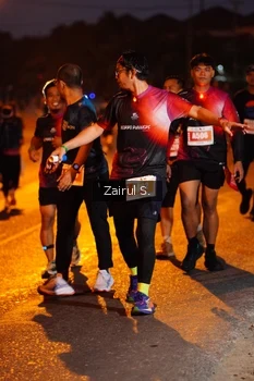 Runner Photo 4415207