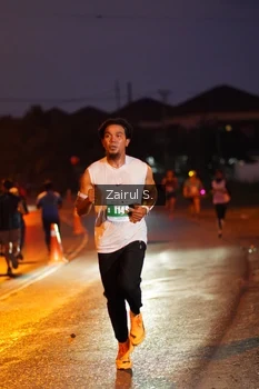 Runner Photo 4415276