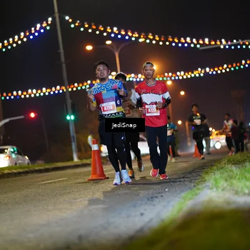 Runner Photo 4415318