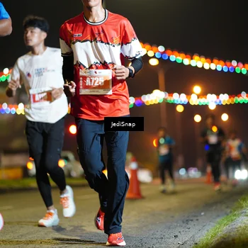 Runner Photo 4415360