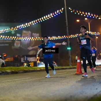 Runner Photo 4415376