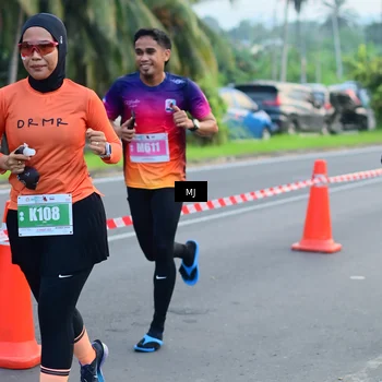 Runner Photo 4415383