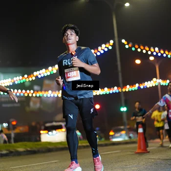 Runner Photo 4415440
