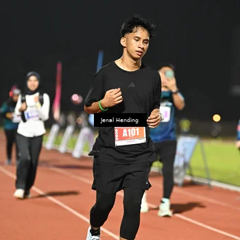 Runner Photo 4415543