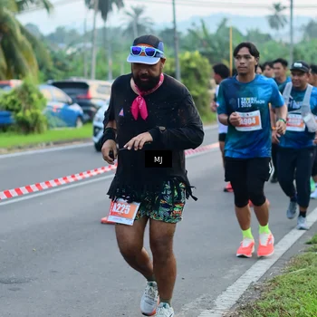 Runner Photo 4415573