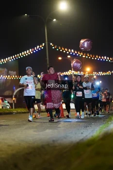 Runner Photo 4415590