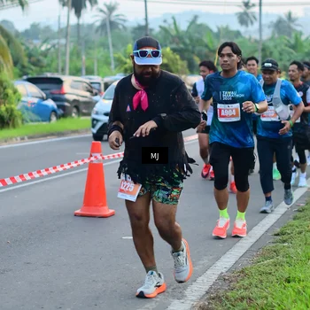 Runner Photo 4415602