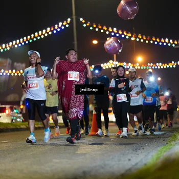 Runner Photo 4415613
