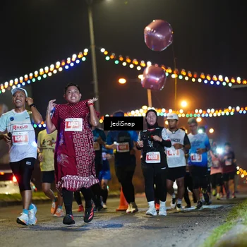 Runner Photo 4415653