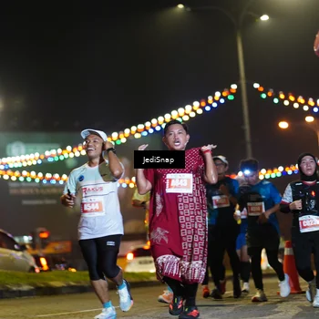 Runner Photo 4415664