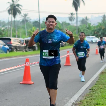 Runner Photo 4415705