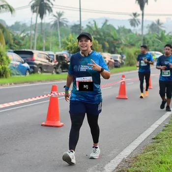 Runner Photo 4415726