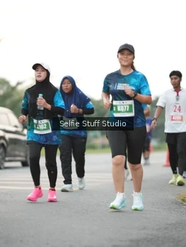 Runner Photo 4415735