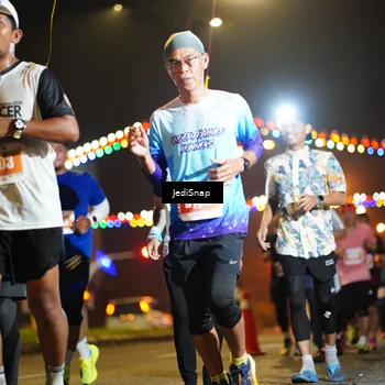 Runner Photo 4415794