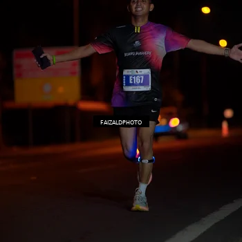 Runner Photo 4415795