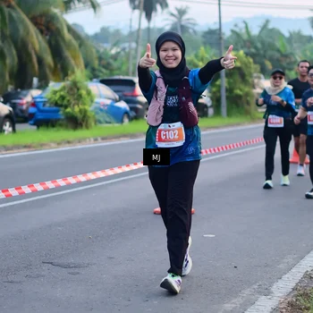 Runner Photo 4415917