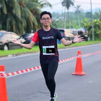 Runner Photo 4416034