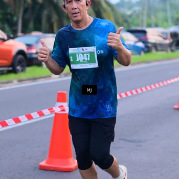 Runner Photo 4416042