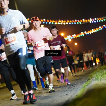 Runner Photo 4416054
