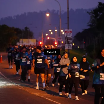Runner Photo 4416060