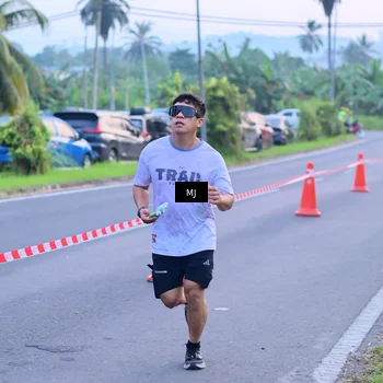 Runner Photo 4416070