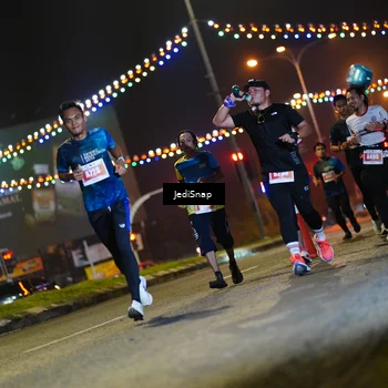 Runner Photo 4416087