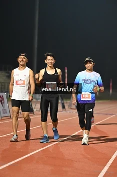 Runner Photo 4416119