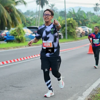 Runner Photo 4416138