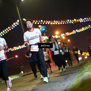 Runner Photo 4416193
