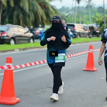 Runner Photo 4416216