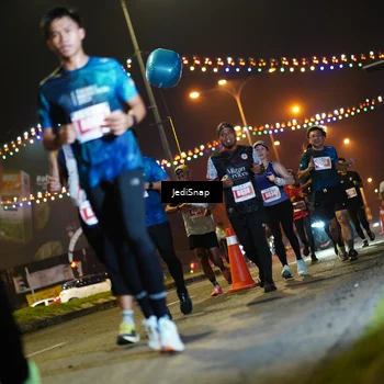 Runner Photo 4416244