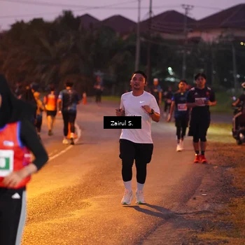 Runner Photo 4416302
