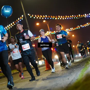 Runner Photo 4416343