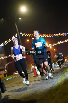 Runner Photo 4416406