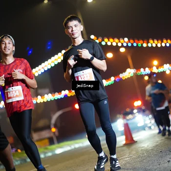 Runner Photo 4416497