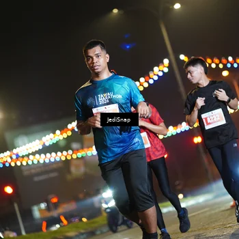 Runner Photo 4416518