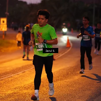 Runner Photo 4416571
