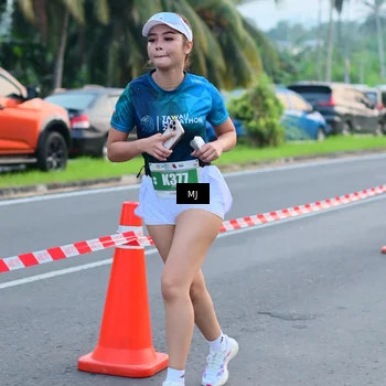 Runner Photo 4416572