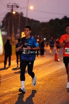 Runner Photo 4416583