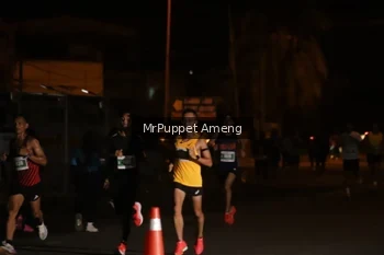 Runner Photo 4416663