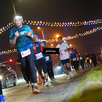 Runner Photo 4416679