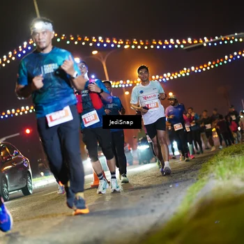 Runner Photo 4416691