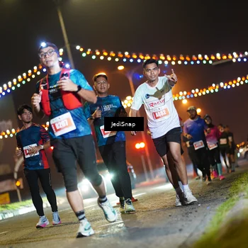 Runner Photo 4416728
